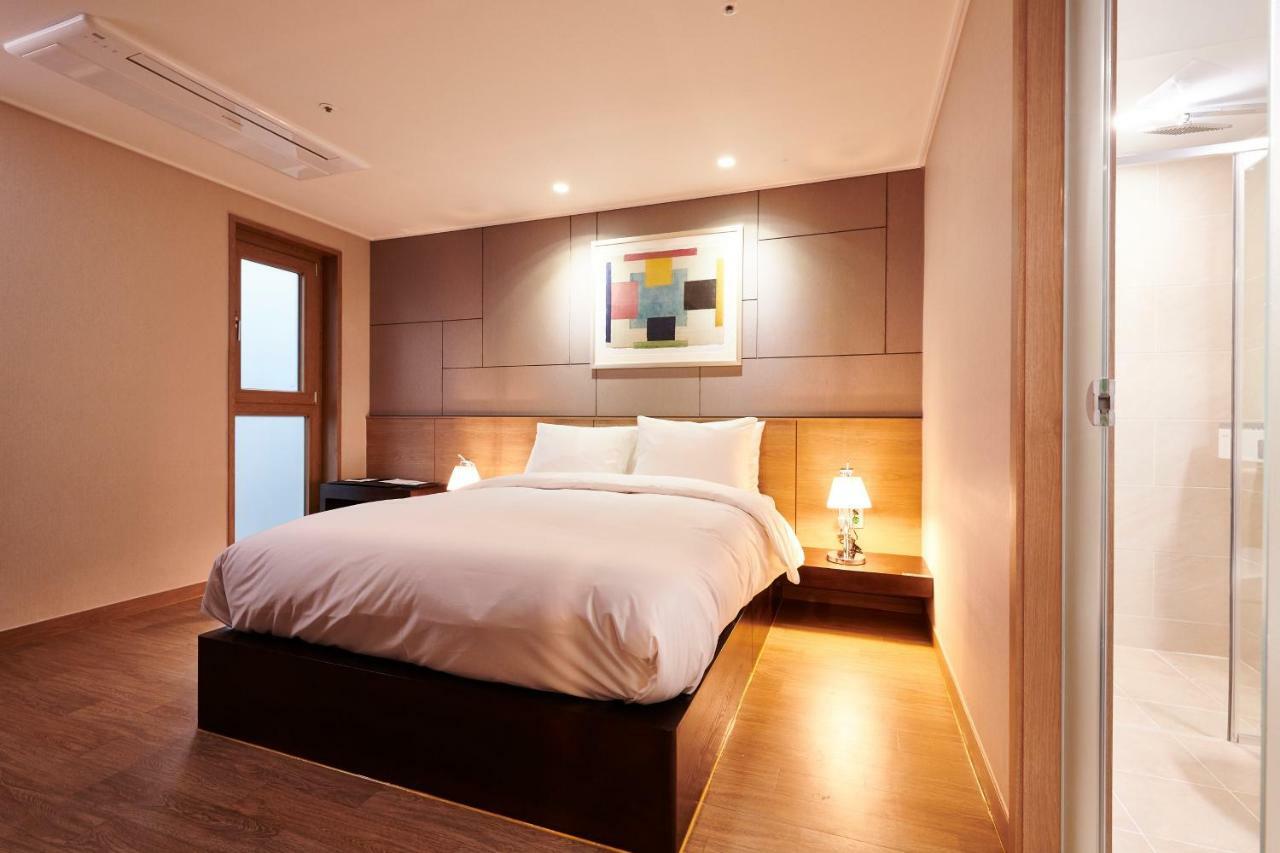 New Raon Stay Jinju Exteriör bild